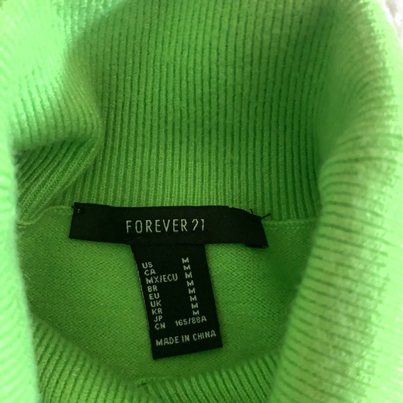 Wanna look like a glow stick 🔋 perfect for a rave costume 💚 - Picture 2 of 4